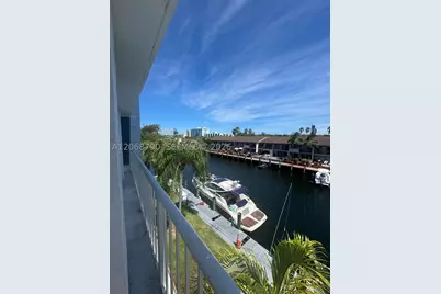 16570 NE 26th #3F, North Miami Beach, FL 33160 - Photo 24
