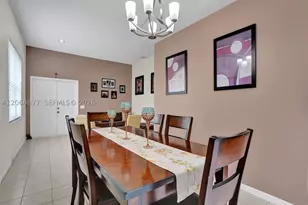 938 Bluewood, Weston, FL 33327 - Photo 36