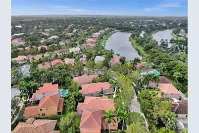938 Bluewood, Weston, FL 33327 - Photo 58