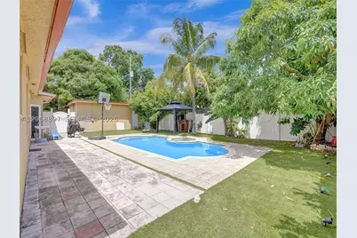 1161 NE 202nd, Miami, FL 33179 - Photo 42