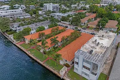 2170 Bay #3-22, Miami Beach, FL 33141 - Photo 6