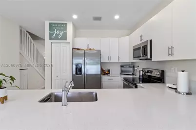 11410 W 34th, Hialeah, FL 33018 - Photo 8