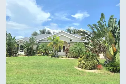 278 White Marsh, Rotonda West, FL 33947 - Photo 2