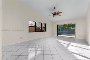 15821 Huntridge, Davie, FL 33331 - Photo 14