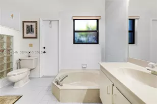 15821 Huntridge, Davie, FL 33331 - Photo 24