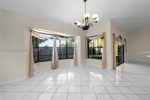 15821 Huntridge, Davie, FL 33331 - Photo 12