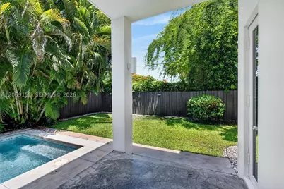 745 SW 22nd, Miami, FL 33129 - Photo 22