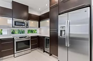 745 SW 22nd, Miami, FL 33129 - Photo 12