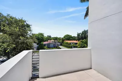 745 SW 22nd, Miami, FL 33129 - Photo 50