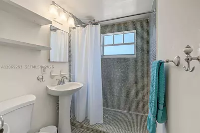 915 8th #102, Miami Beach, FL 33139 - Photo 12