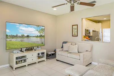 1647 Hawthorne, Wellington, FL 33414 - Photo 14