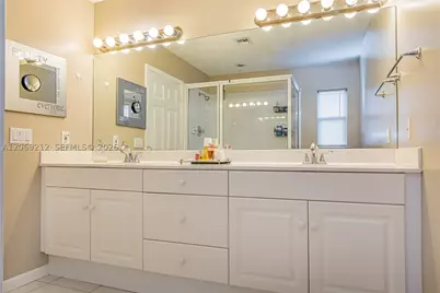 1647 Hawthorne, Wellington, FL 33414 - Photo 2