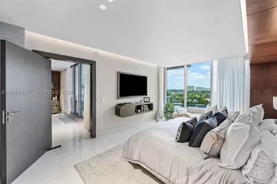 435 Bayshore #703, Fort Lauderdale, FL 33304 - Photo 18