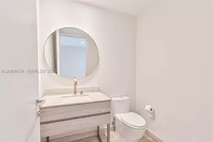 18975 Collins, Sunny Isles Beach, FL 33160 - Photo 22