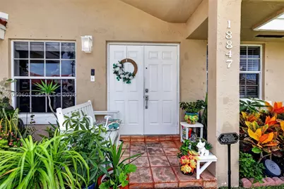 18847 NW 83rd, Hialeah, FL 33015 - Photo 6