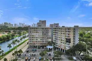 2025 NE 164th, North Miami Beach, FL 33162 - Photo 40
