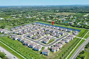 4390 SW 122nd, Davie, FL 33330 - Photo 4