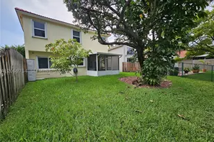 387 NW 107th, Pembroke Pines, FL 33026 - Photo 30