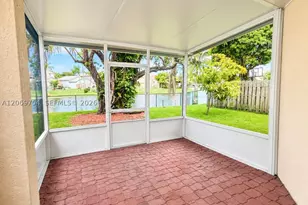 387 NW 107th, Pembroke Pines, FL 33026 - Photo 32