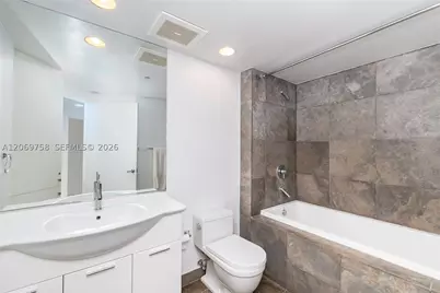 475 Brickell #2908, Miami, FL 33131 - Photo 14