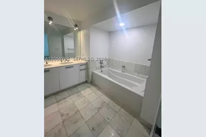 1060 Brickell #2217, Miami, FL 33131 - Photo 20