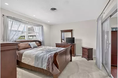 7118 E Tropical, Plantation, FL 33317 - Photo 24
