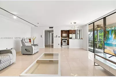 661 NE 195th #104, Miami, FL 33179 - Photo 12