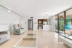 661 NE 195th, Miami, FL 33179 - Photo 12