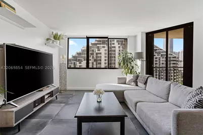540 Brickell Key #1519, Miami, FL 33131 - Photo 12
