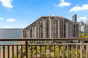 540 Brickell Key, Miami, FL 33131 - Photo 16
