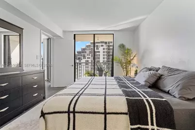 540 Brickell Key #1519, Miami, FL 33131 - Photo 20