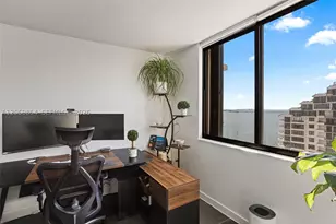 540 Brickell Key, Miami, FL 33131 - Photo 26