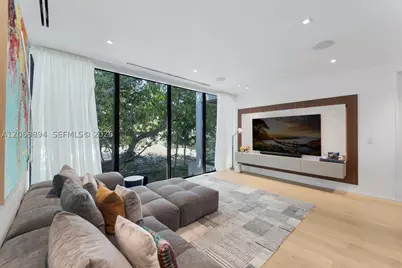 6015 N Bay, Miami Beach, FL 33140 - Photo 16
