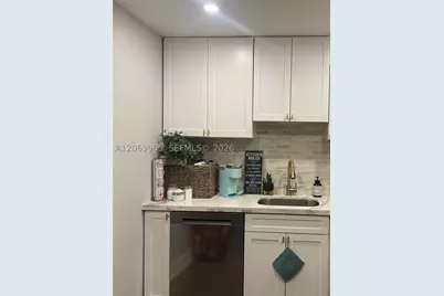 1401 SW 134th #305C, Pembroke Pines, FL 33027 - Photo 4