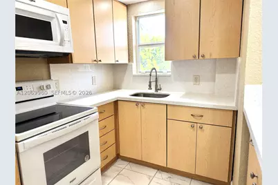 1837 NW 17th #1666, Miami, FL 33125 - Photo 14