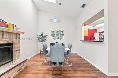 10852 Cypress Glen, Coral Springs, FL 33071 - Photo 20