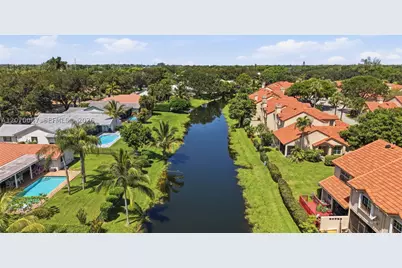 10852 Cypress Glen, Coral Springs, FL 33071 - Photo 60