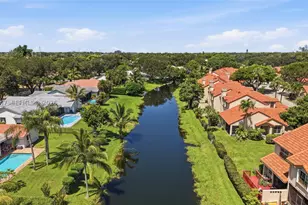 10852 Cypress Glen, Coral Springs, FL 33071 - Photo 60