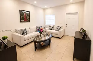 [Address not provided], Miami, FL 33185 - Photo 2