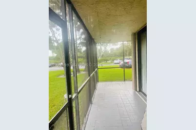10551 W Broward #111, Plantation, FL 33324 - Photo 4