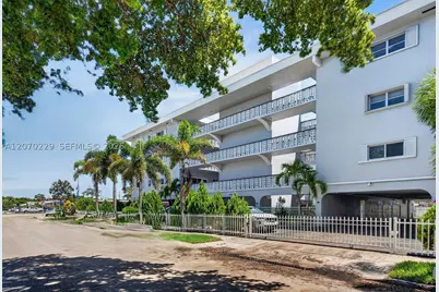 1818 Rodman #3B, Hollywood, FL 33020 - Photo 4