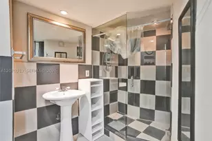 1351 NE Miami Gardens, Miami, FL 33179 - Photo 22