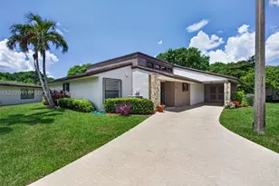 7844 Beechfern, Tamarac, FL 33321 - Photo 2
