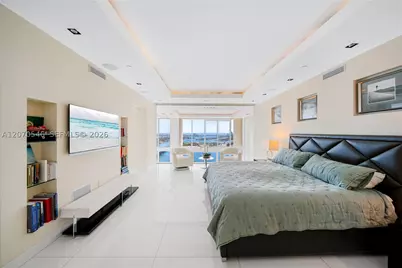 1040 Biscayne #4403, Miami, FL 33132 - Photo 24