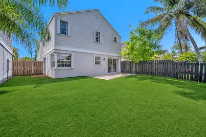 223 SW 159th, Sunrise, FL 33326 - Photo 32