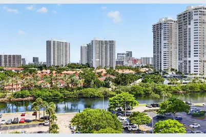 3731 N Country Club #1023, Aventura, FL 33180 - Photo 32
