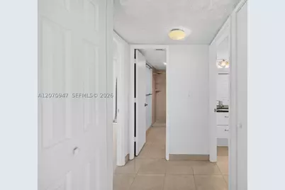 3731 N Country Club #1023, Aventura, FL 33180 - Photo 24