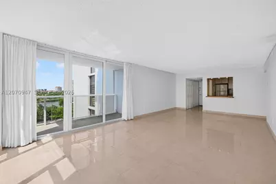 3731 N Country Club #1023, Aventura, FL 33180 - Photo 10