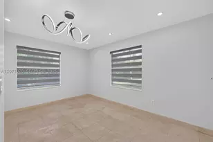 10890 SW 95th, Miami, FL 33176 - Photo 32