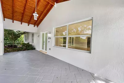 10890 SW 95th, Miami, FL 33176 - Photo 8